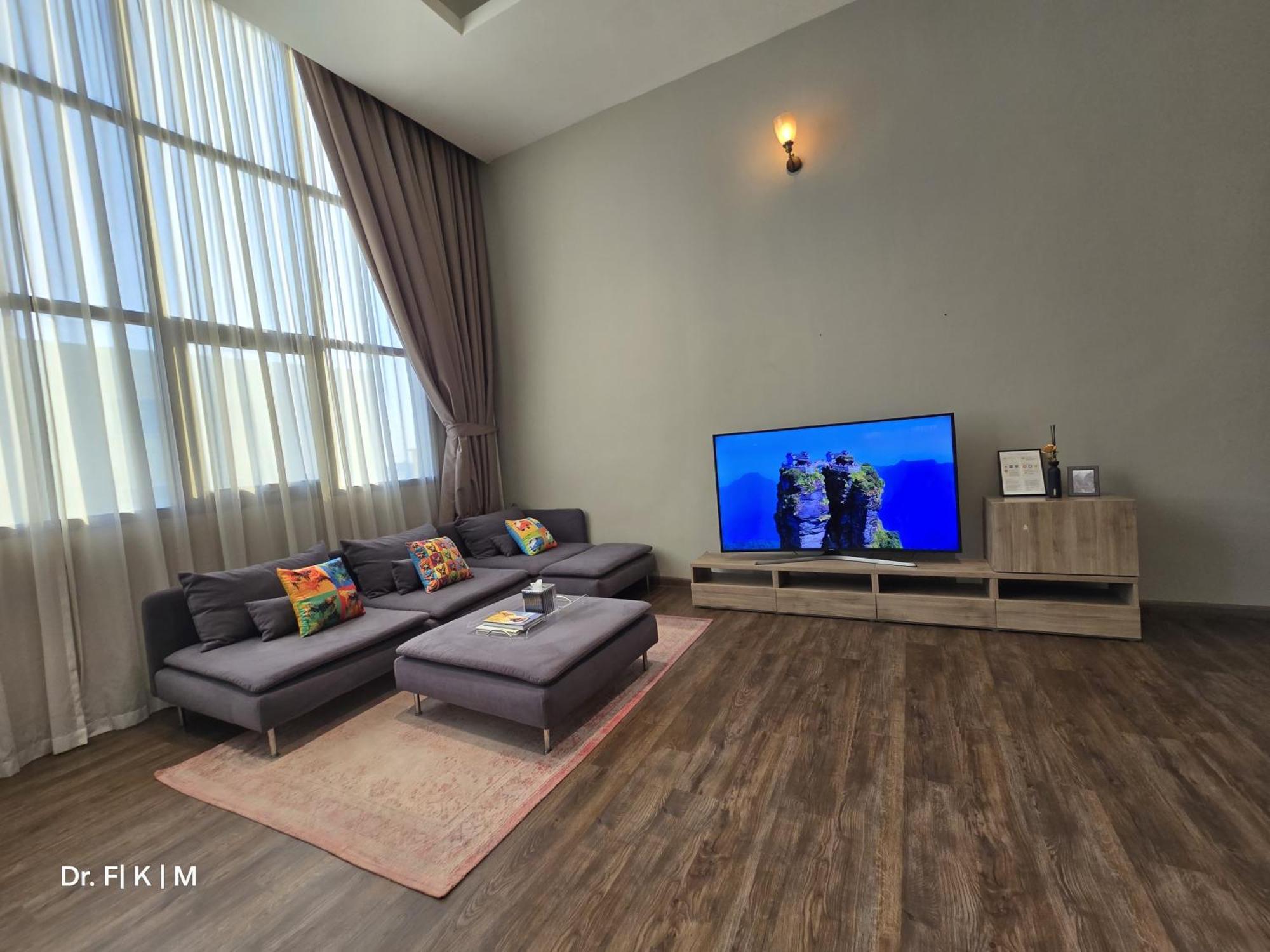 Апартаменты Casa Shakhbout Абу-Даби Номер фото